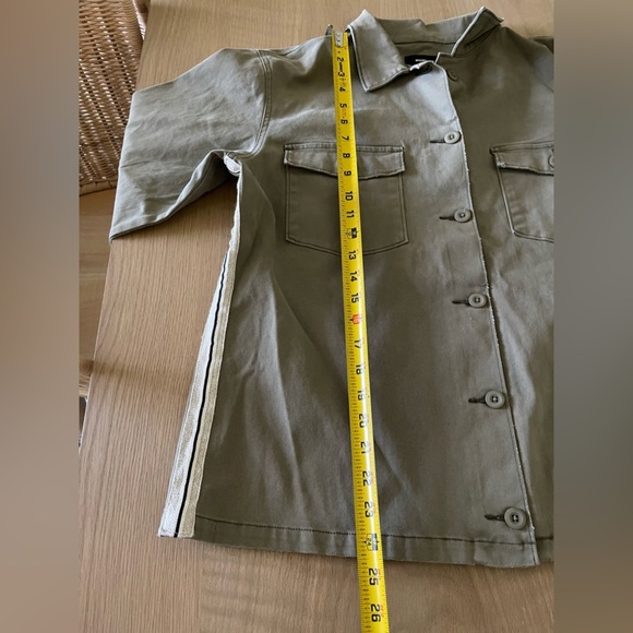 Monrow|Olive Anorak Jacket with Stripe Detail on Sides, Size Large•••Shaket - Picture 14 of 14